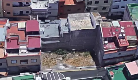 Terreno en calle Verano, 25