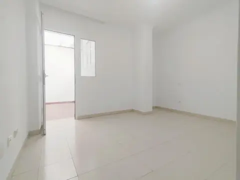 Piso en calle Almansa, 37