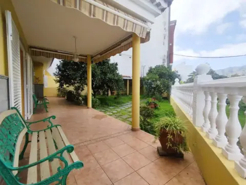 Casa en calle de los Eucaliptos