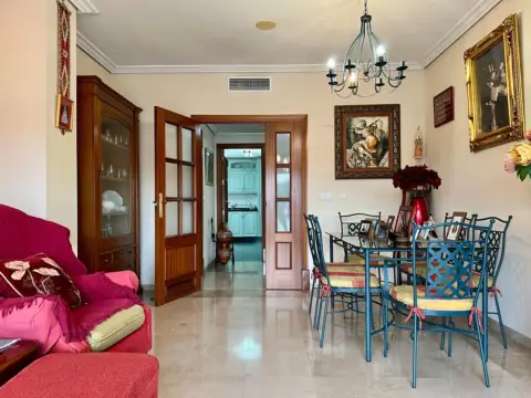 Piso en calle del Cantábrico