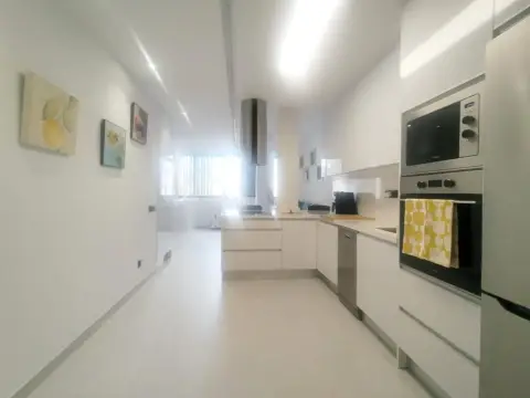 Estudio en calle de la Naval, 94