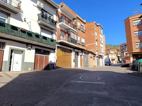 Local comercial en calle de San Pedro, 3