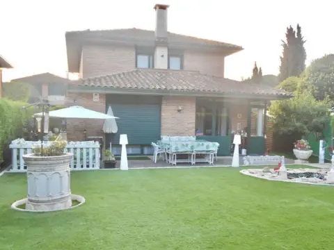 Chalet en calle de Oriente