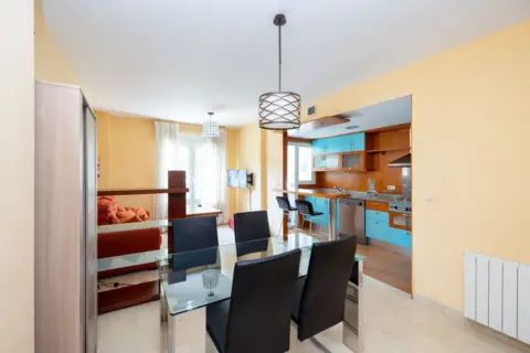 Piso en calle Ramón y Cajal, 54