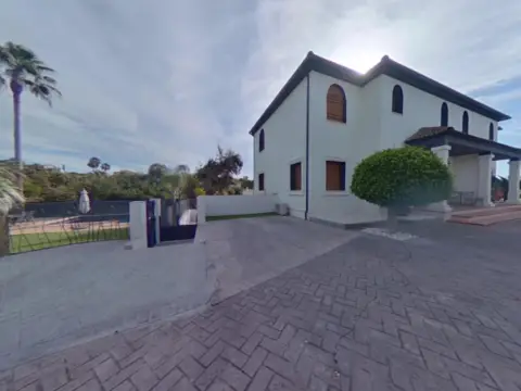 Chalet en calle del Acebuche