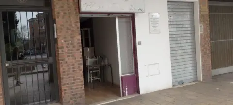 Local comercial en Plaza de Moreno