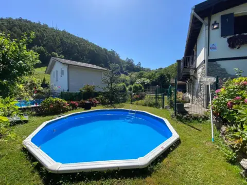 Chalet en calle Barrio Brazomar, nº 46