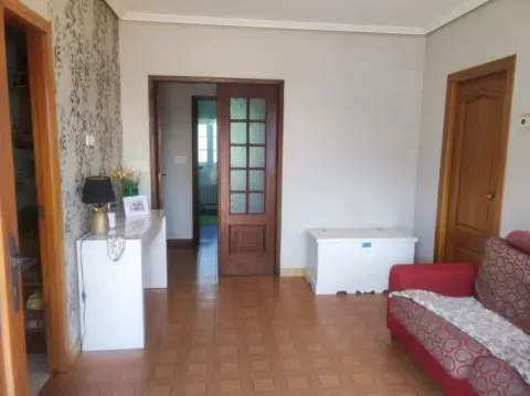 Chalet en calle Oubiña