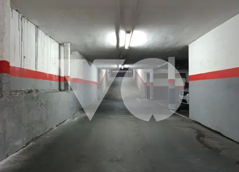 Garaje en calle de Alejandro Villegas