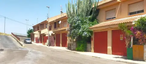 Casa en calle Castellar, 1