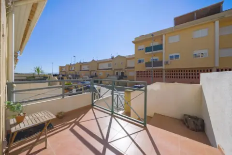 Casa en calle Rio Luchena, 5