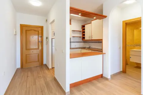 Apartamento en calle de Enrique Bernal Capel, 9