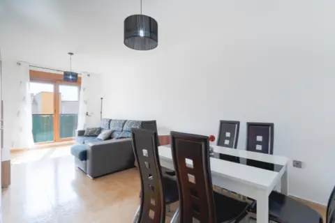 Piso en calle de Juez García Vizcaíno, 16