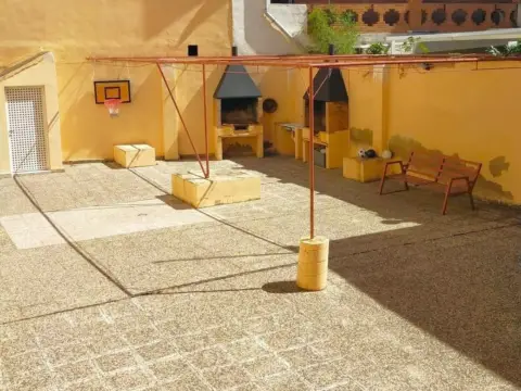 Piso en calle José Paredes