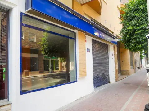 Local comercial en calle Ruban Dario, 1