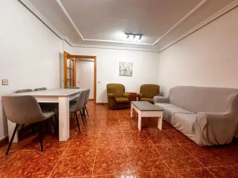 Piso en calle de los Entremares