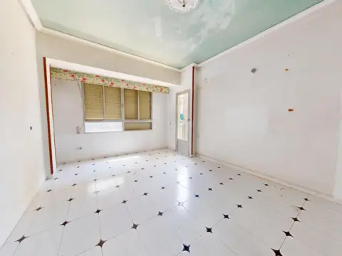 Piso en Avenida de la Estación