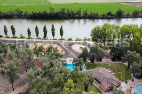 Finca rústica en calle del Paraíso, 4