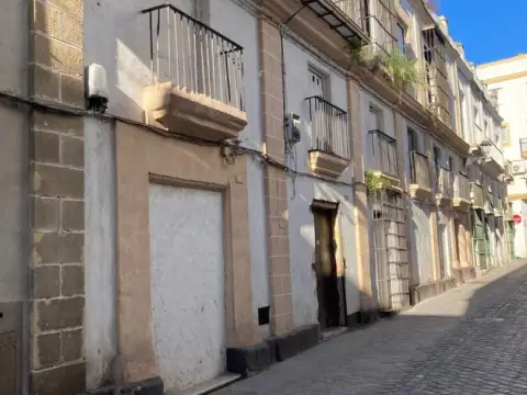 Edificio en calle de la Chanca