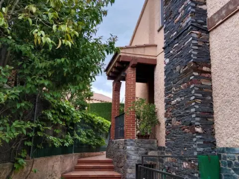 Casa pareada en Castilla y Leon