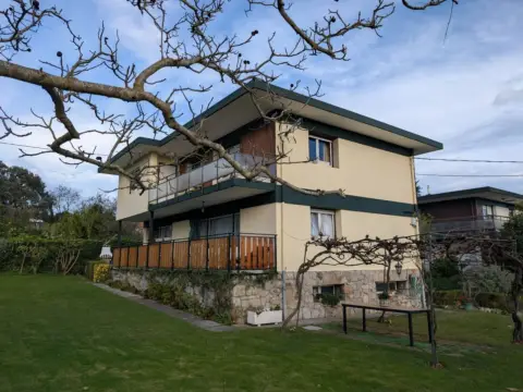 Chalet en Estrada de Uri