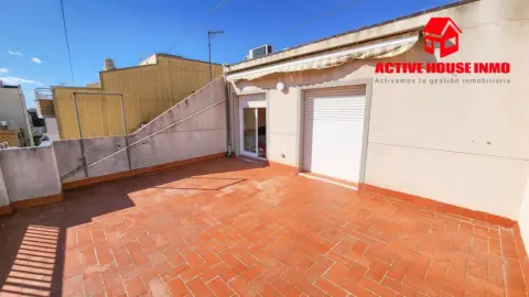 Casa pareada en Zona Avinguda Catalunya