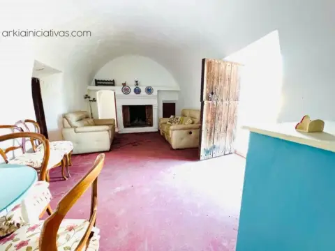 Casa en Pilar de Jaravia