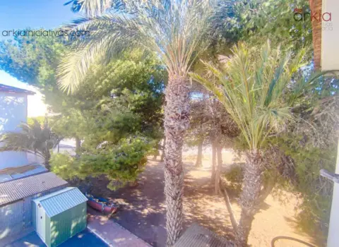 Apartamento en calle Pintor Coronado