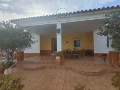 Casa en calle Cupillas, nº 28