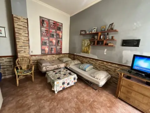 Piso en calle de Nicolás Pérez Escobar, 36