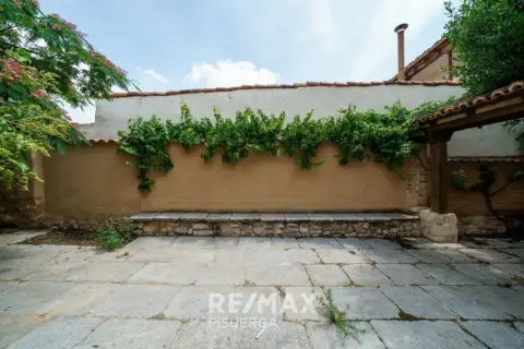 Casa adosada en Ronda de Armas, 1