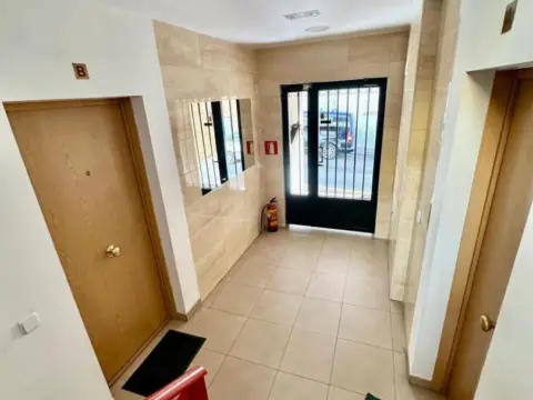 Piso en calle Barrilleros