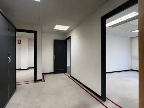 Oficina en Karlos III.a Noblearen Etorbidea, 13