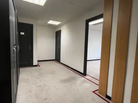 Oficina en Karlos III.a Noblearen Etorbidea, 13