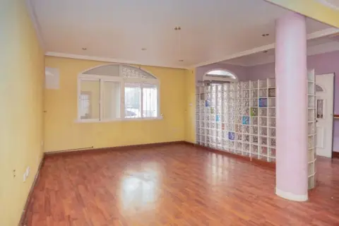 Casa en calle Miguel Hndez.(Torrealta), nº 11