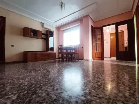 Piso en Cieza