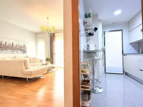 Piso en calle Doctor Juan José Parrilla, 4