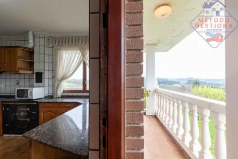 Chalet en Avenida de Cantabria, 574