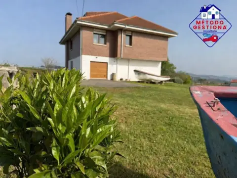 Chalet en Avenida de Cantabria, 574