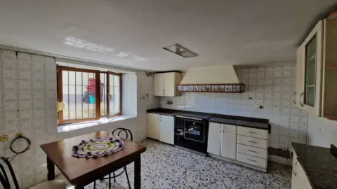 Casa rústica en calle Unica