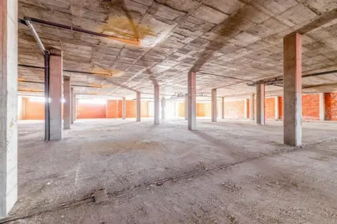 Local comercial en calle de Catarroja, 7