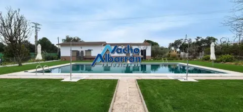 Chalet en Los Montitos-Carretera de Sevilla