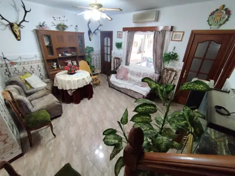 Casa en El Ronquillo