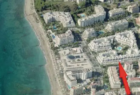 Dúplex en calle Urb. Marbella House, nº 1