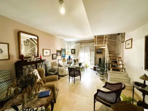 Dúplex en calle Valme