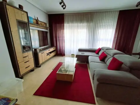 Dúplex en calle Campo de los Mártires