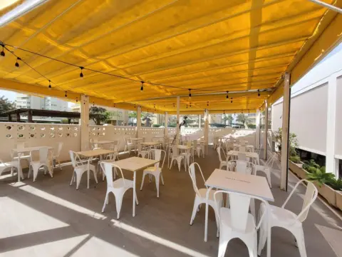 Local comercial en Agua Marga