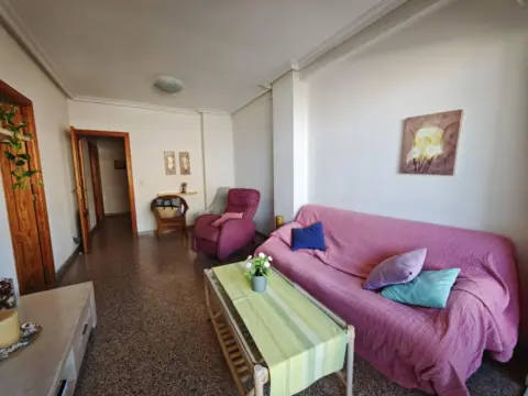 Piso en calle Ciudad de San Sebastián