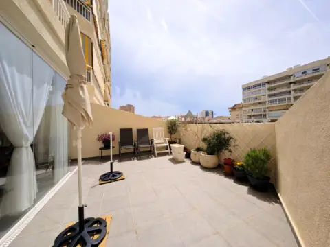 Piso en Avenida de las Salinas