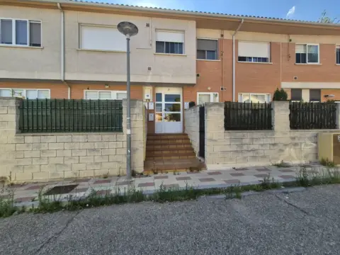 Piso en calle de la Camelia, 2